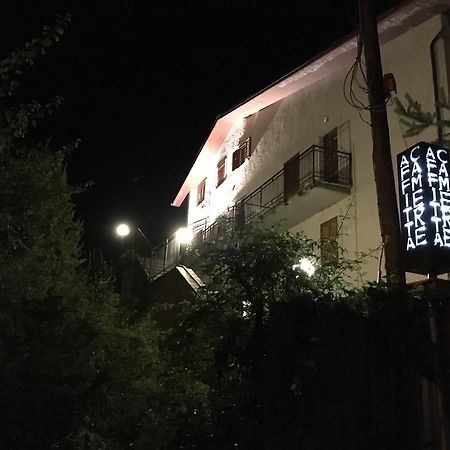 Hotel Il Bucaneve Barrea Exterior foto